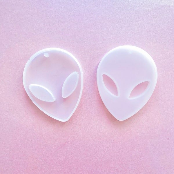 Shiny ET Alien Pendant Resin Mold - Resin, UV Resin, Resin Molds, Silicone Mold, Silicone Mold for Resin