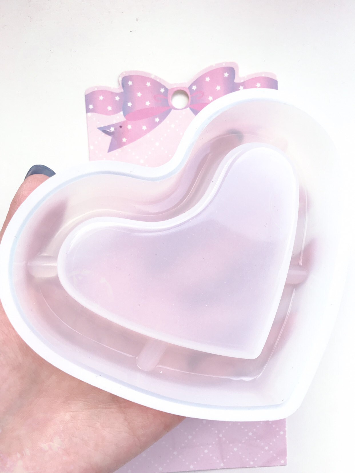 047 Shiny Ashtray (Heart shape) Silicone Mold - resin