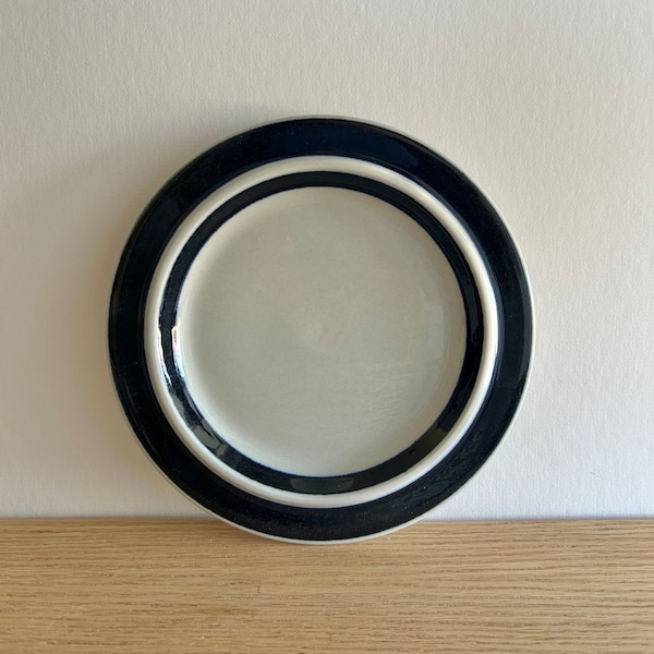 Anemone by Arabia of Finland salad plates sold individually