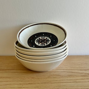 Overture vintage cereal bowls pattern by Royal China USA set of 6