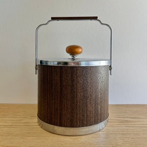 Atapco ice bucket brown faux wood with chrome and wood handle