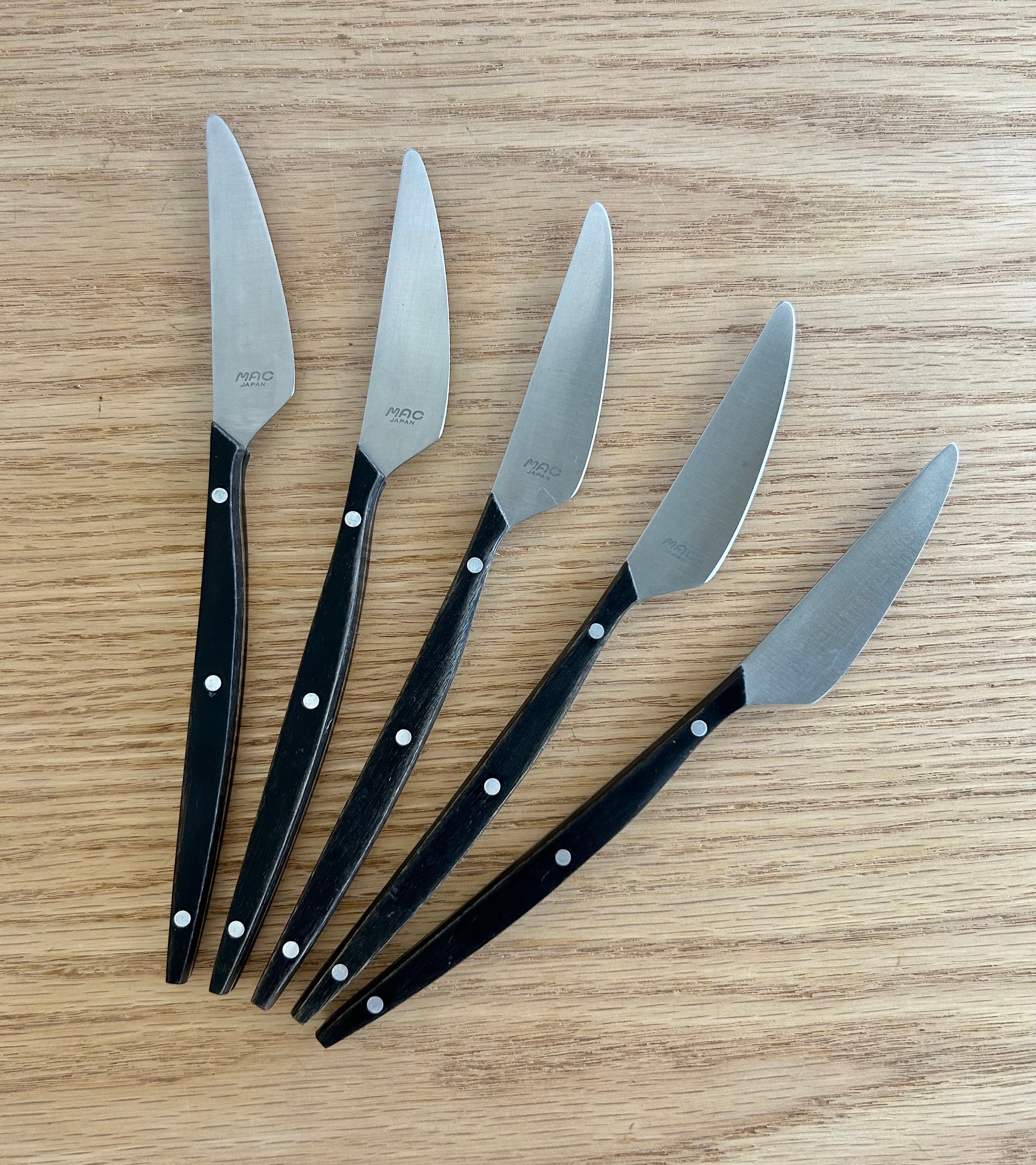 Vintage Mid Century Mac Steak Knife Set  Steak knife set, Steak knives,  Vintage mid century