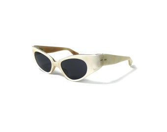 Vintage 1950s Frame France Sunglasses White Pearl Cat Eye Mid Century 44-20