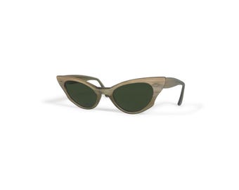 Vintage 1960s B&L Ray-Ban Chloe Sunglasses Green Lens 50-20