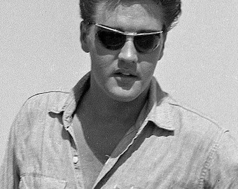 Vintage 1960's Renauld of France Elvis Sunglasses Wire Wrap Around