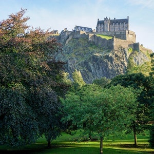 Scotland Print- Edinburgh Art, Edinburgh Print, Edinburgh Castle, Home Decor Wall Art, Edinburgh Photography, Edinburgh Photo Print