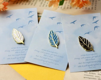 Enamel pin - mini pin - feathers - various colors - also as a set - white, black, blue - friendship, love, family