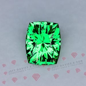 3.26ct LAB Vanadium YAG - Yttrium Aluminum Garnet - Pulled Czochralski - Precision Cut