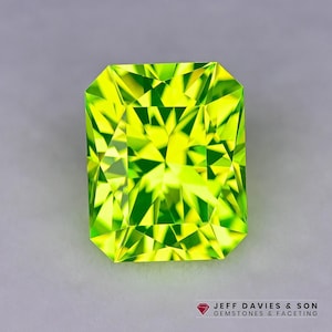 11.69ct LAB Lumo Garnet LuAG - Lutetium Aluminum Garnet - Pulled Czochralski - Precision Cut