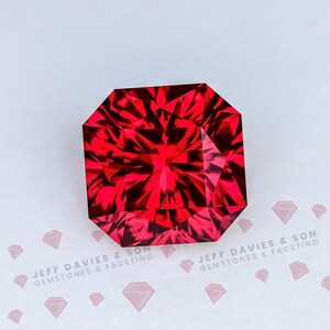 6,89 ct LAB Hot Red Ruby - Pulled Czochralski - Precisionsslipning med överlägsen polering!
