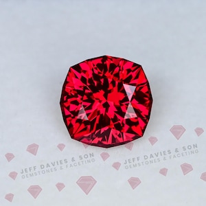 5,79 ct LAB Klarröd Rubin - Precisionsslipning med Överlägsen Polering!