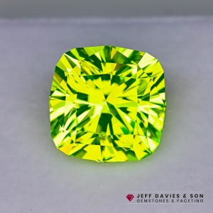 40.35ct LAB Lumo Garnet LuAG - Lutetium Aluminum Garnet - Pulled Czochralski - Precision Cut