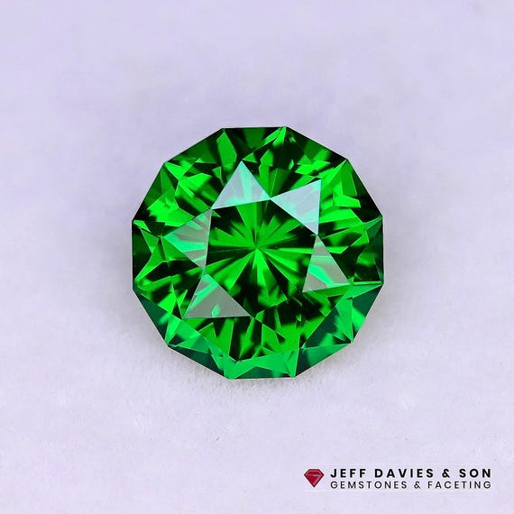 4.00ct LAB Garnet CTH YAG - Yttrium Aluminum Garnet - Pulled