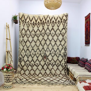 Old checkered Berber Rug --Beni Ourain Moroccan Rug 6 x 10 Area -Vintage rug - Antique Morocco Carpet - Boho Rug - Handmade Rug (335x200)cm