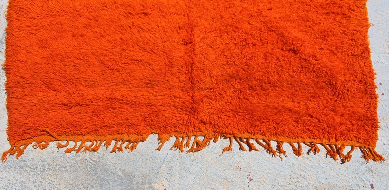 moroccan rug 6x8 : orange rug a murakami rug beautiful area rug tufted rug a boho rug rya rug Boujaad rug bedroom rug vintage rug safran rug image 7