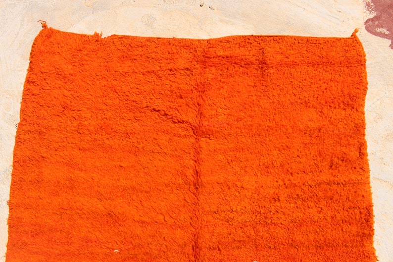 moroccan rug 6x8 : orange rug a murakami rug beautiful area rug tufted rug a boho rug rya rug Boujaad rug bedroom rug vintage rug safran rug image 5