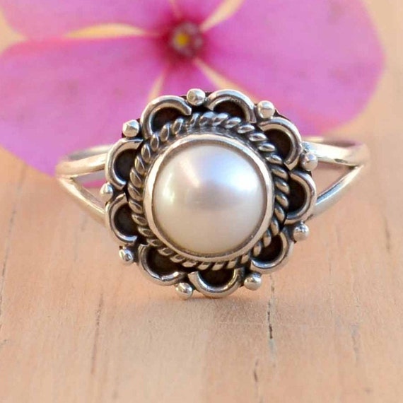 Modern Cocktail Ring with a White Cultured Pearl - Sophisticated Waves |  NOVICA