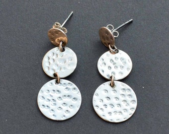 Pendientes colgantes de disco de plata de ley martillada: Joyería llamativa de estilo bohemio