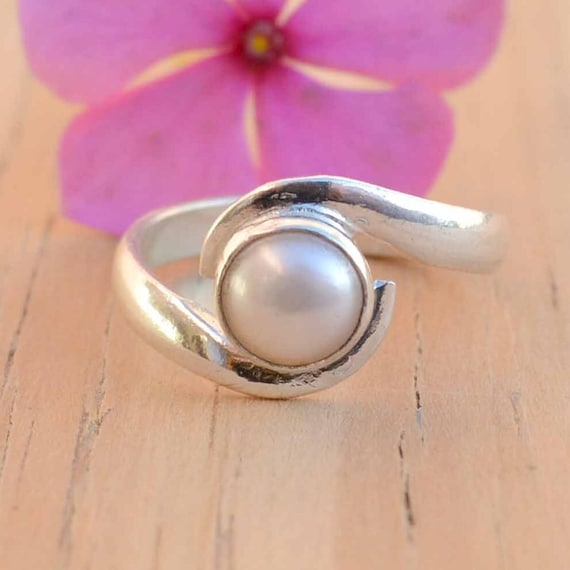 Sterling Silver Freshwater White Sea Pearl Flower Shape Ring For Women –  YANA SILVER