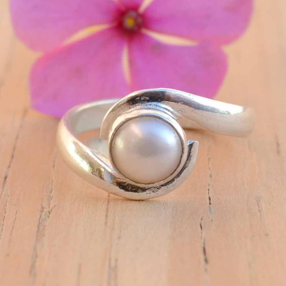 Silver moti ring design for female deals