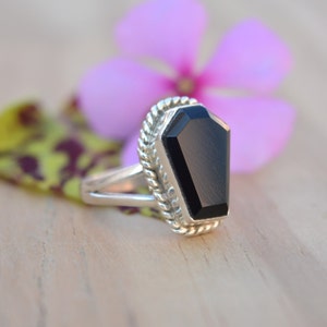 Coffin Ring, Black Onyx Coffin Ring, Gothic Ring, Onyx Gemstone Ring, Coffin Jewelry, Witchy Ring, Goth, Gothic, Onyx Coffin Ring, Vampire