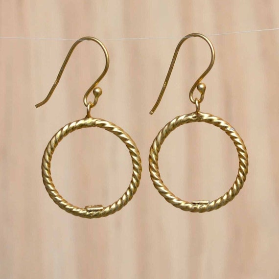 Orecchini A Cerchio Placcati Oro 18k Per Donna: Fatti A Mano, Diametro 14 Mm, Ipoallergenici E Senza Nichel