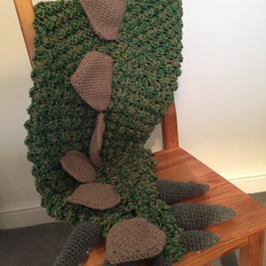 Crochet Dinosaur Tail Blanket Pattern, customisable sizing from baby to adult based on waist measurement