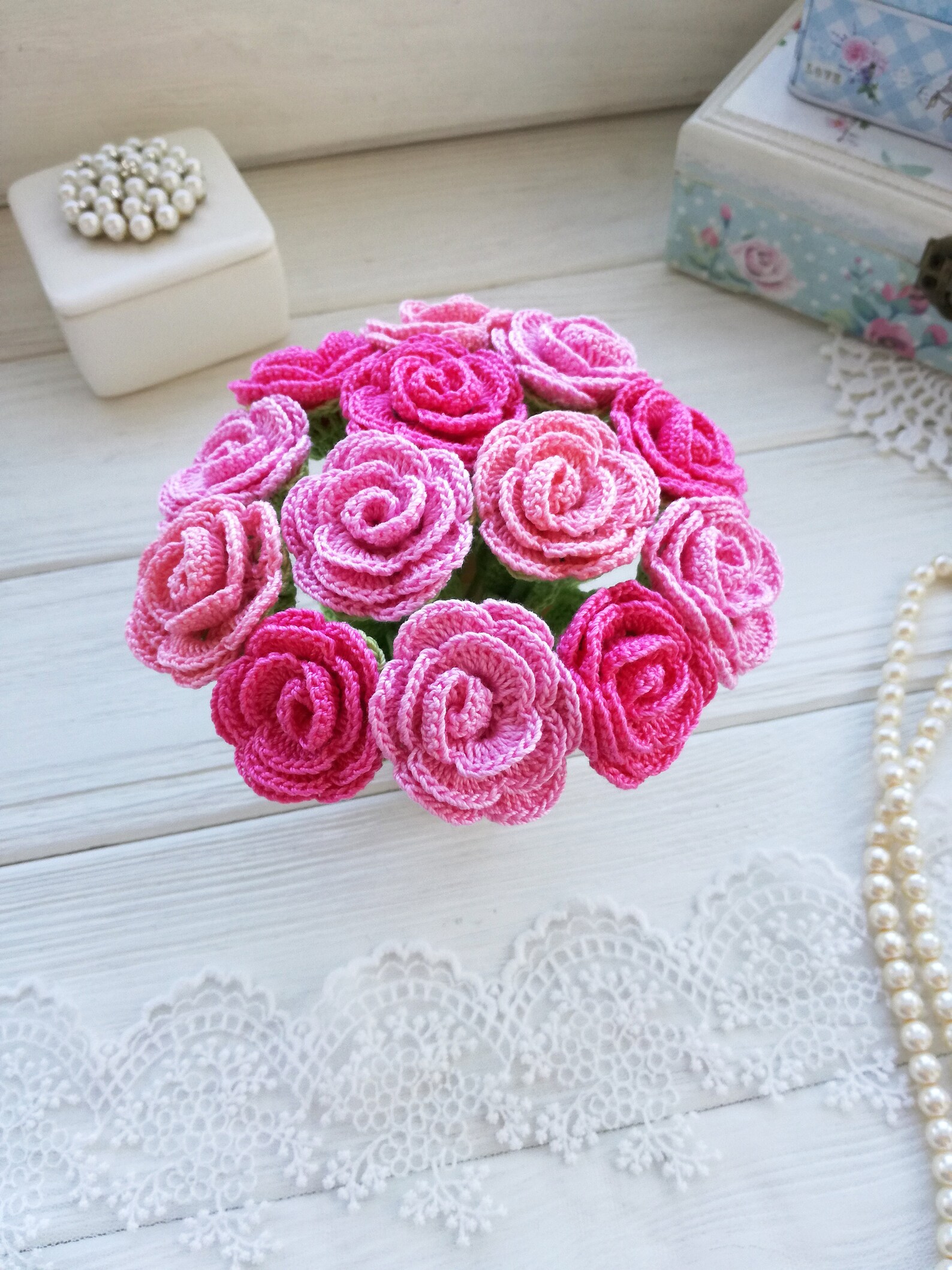 Small arrangement. Crochet bouquet. Roses bouquet. Shabby Etsy