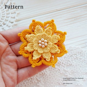 Crochet Flower Pattern. Crochet brooch tutorial. PDF pattern. Flower headband. Photo tutorial. Make wedding flower. Crochet 3-D flower.