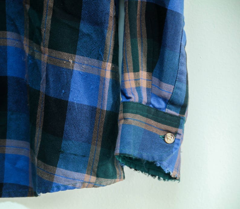 Vintage Button Down Northwest 1970s Long Sleeved Green Blue Plaid Button Down 100/% Acrylic Breast Pocket Unisex Shirt Size XL