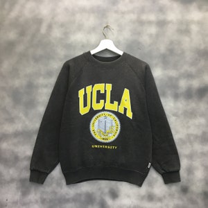 Vintage 90s UCLA Spellout Sweatshirt California Ucla Crewneck UCLA Sweater Pullover University UCLA Bruins Print Logo Discuss
