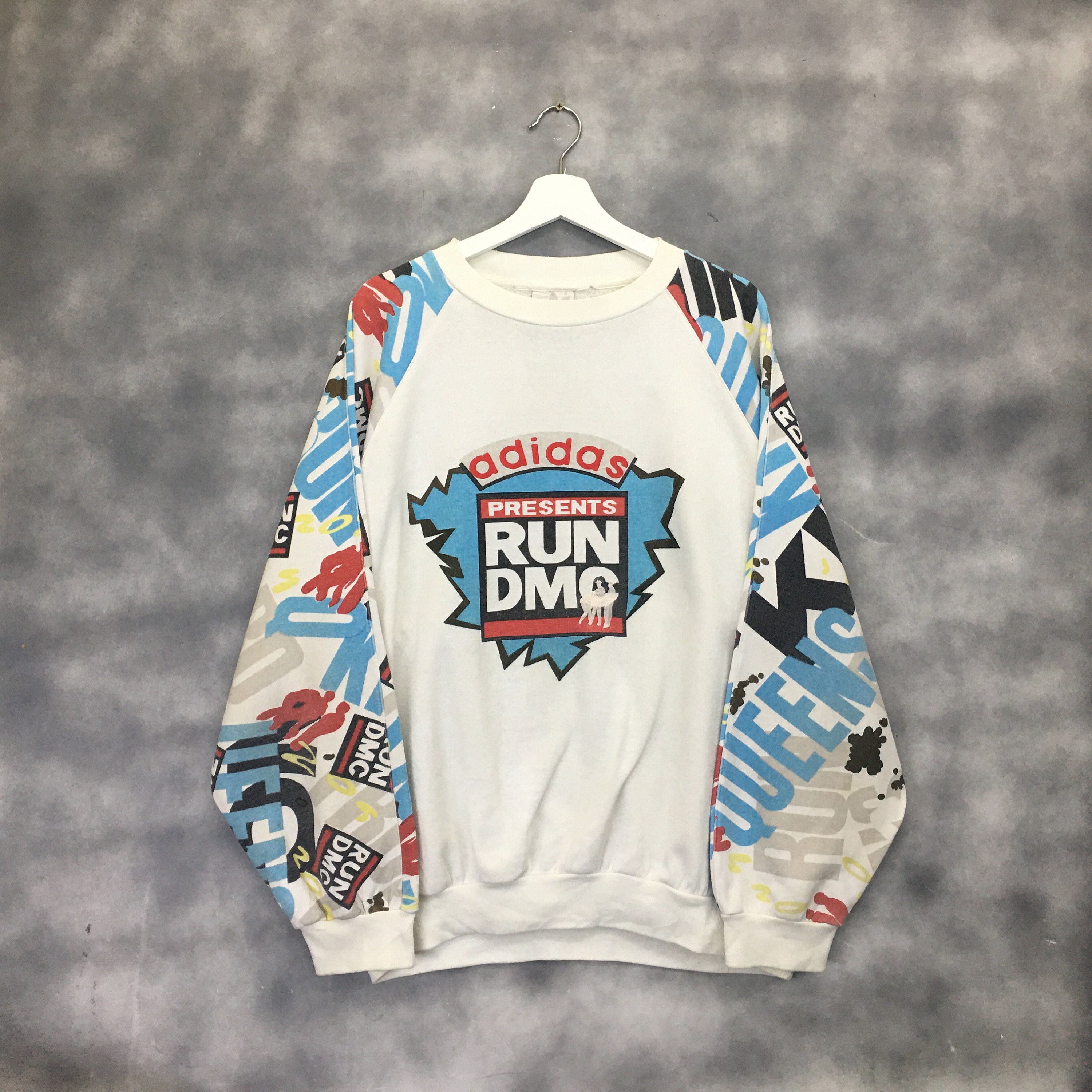 streepje verwijderen schipper Rare Vintage Adidas 1985 Run DMC Hollis Crew Full Print - Etsy Finland