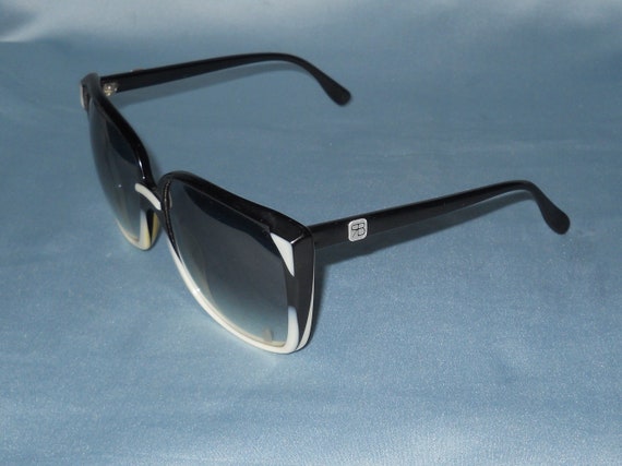 Authentic vintage Renato Balestra sunglasses - image 3