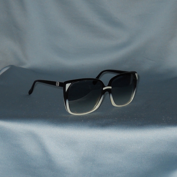 Authentic vintage Renato Balestra sunglasses