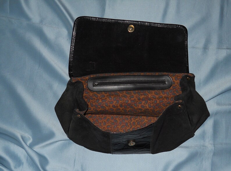 Authentic vintage bag Genuine leather image 4