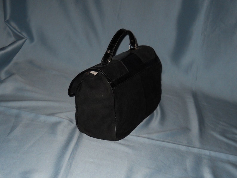 Authentic vintage bag Genuine leather image 3