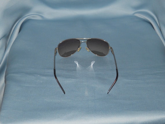 Authentic vintage Chanel sunglasses - image 7