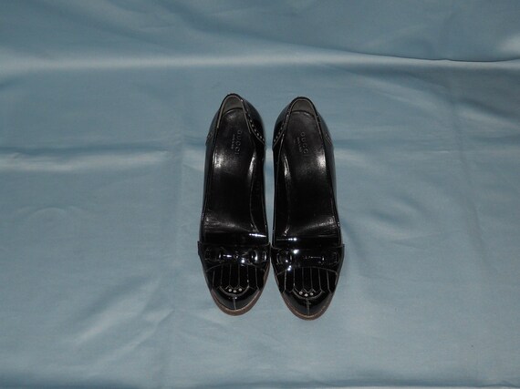 Authentic vintage Gucci shoes ! Genuine leather ! - image 2