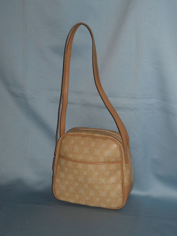 Authentic vintage Laura Biagiotti bag! Canvas and 