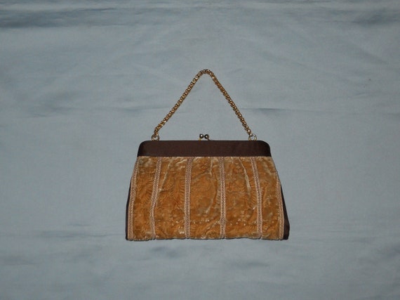 Vintage Gucci Leather Handbag with Carved Wood Handle