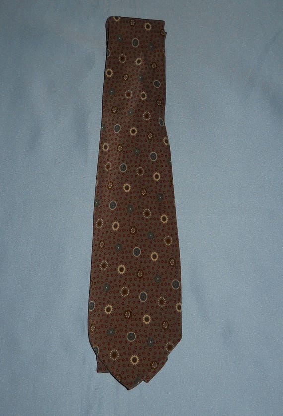 Authentic vintage Yves Saint Laurent tie ! Silk !