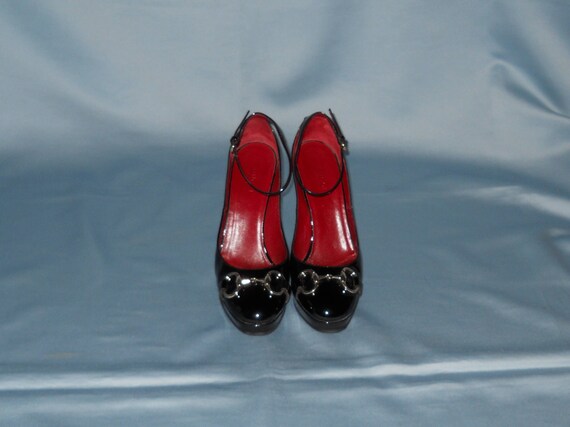 gucci trainers size 4