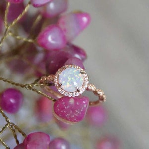 Women&#39;s Rose Gold Opal Ring White Bridesmaid Round Engagement Wedding Ring Gift For Her Christmas Gifts Rings For Women Jewelry