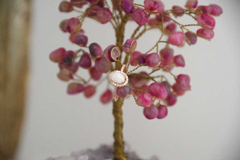 Women/'s Rose Gold Opal Ring White Rings For Women Bridesmaid Oval Rose Gold Ring Engagement Wedding Ring Gift For Her Mothers Day Gifts