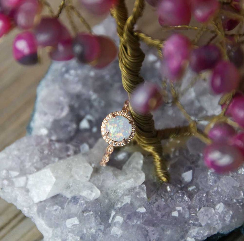 Women's Rose Gold Opal Ring White Bridesmaid Round Engagement Wedding Ring For Her Anniversary Jewelry Rings For Women Christmas Gifts Gift 