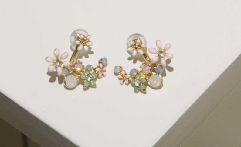 Women/'s Yellow Gold Flower Earrings Gift For Her Bridesmaid Jewelry Gemstone Butterfly Pink Engagement Wedding Minimalist Floral Opal