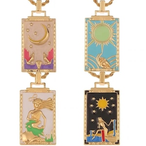 QUASI ANDATO Collana con ciondolo di carta dei tarocchi Astrologia spirituale Regali per lei Lui Gioielli Natale Personalizzato Oro Sole Luna Stelle Zodiaco