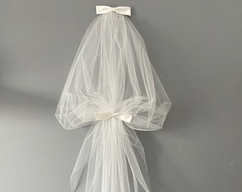 Statement gathered wedding veil Audrey Hepburn style veil