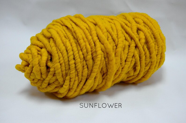 super chunky Big Loop Merino Yarn giant chunky knit Loopy Mango Super Chunky arm knitting Sunflower
