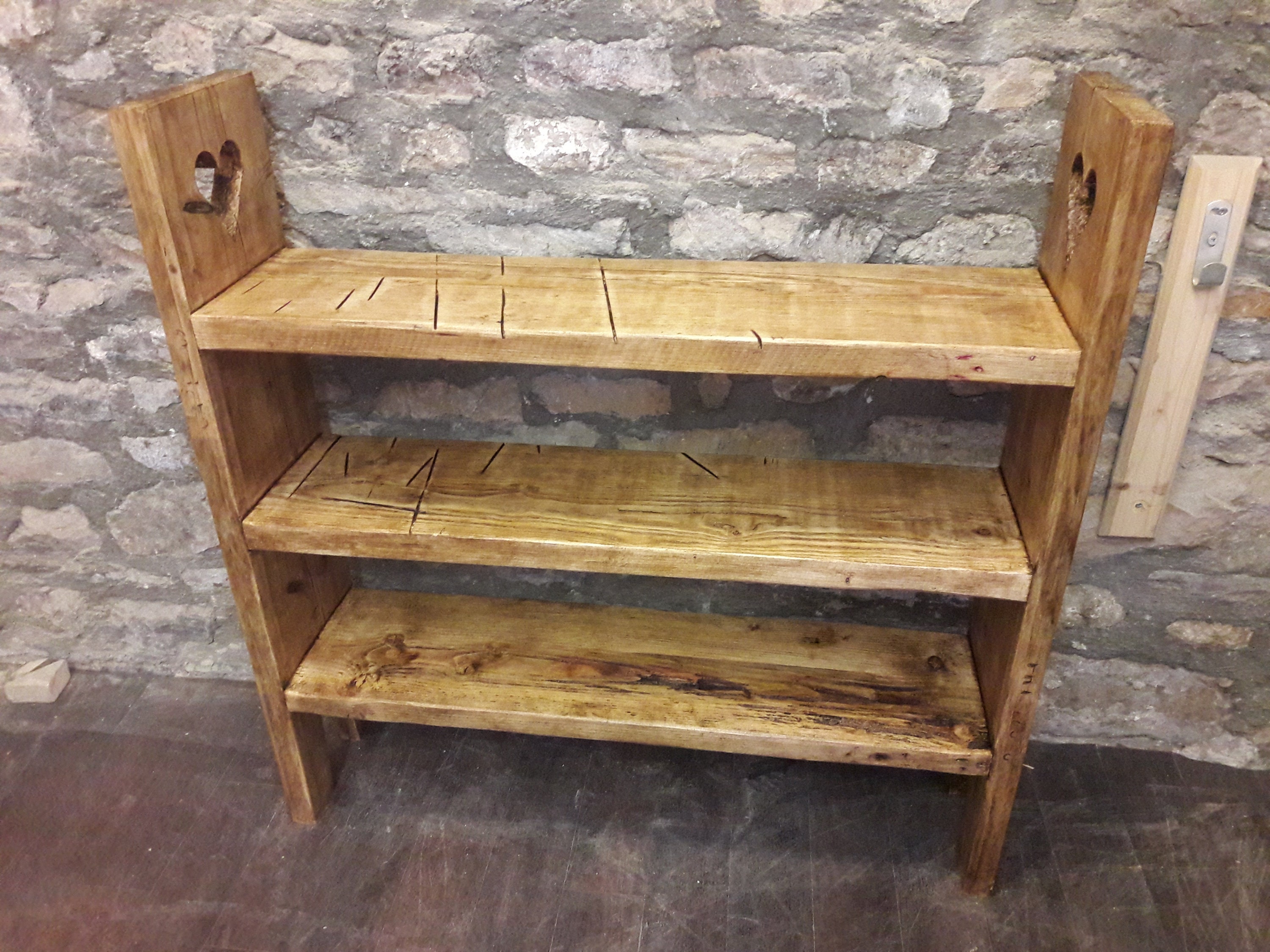 ANA: Reclaimed Wooden Shoe Rack - RizAndMicaMake